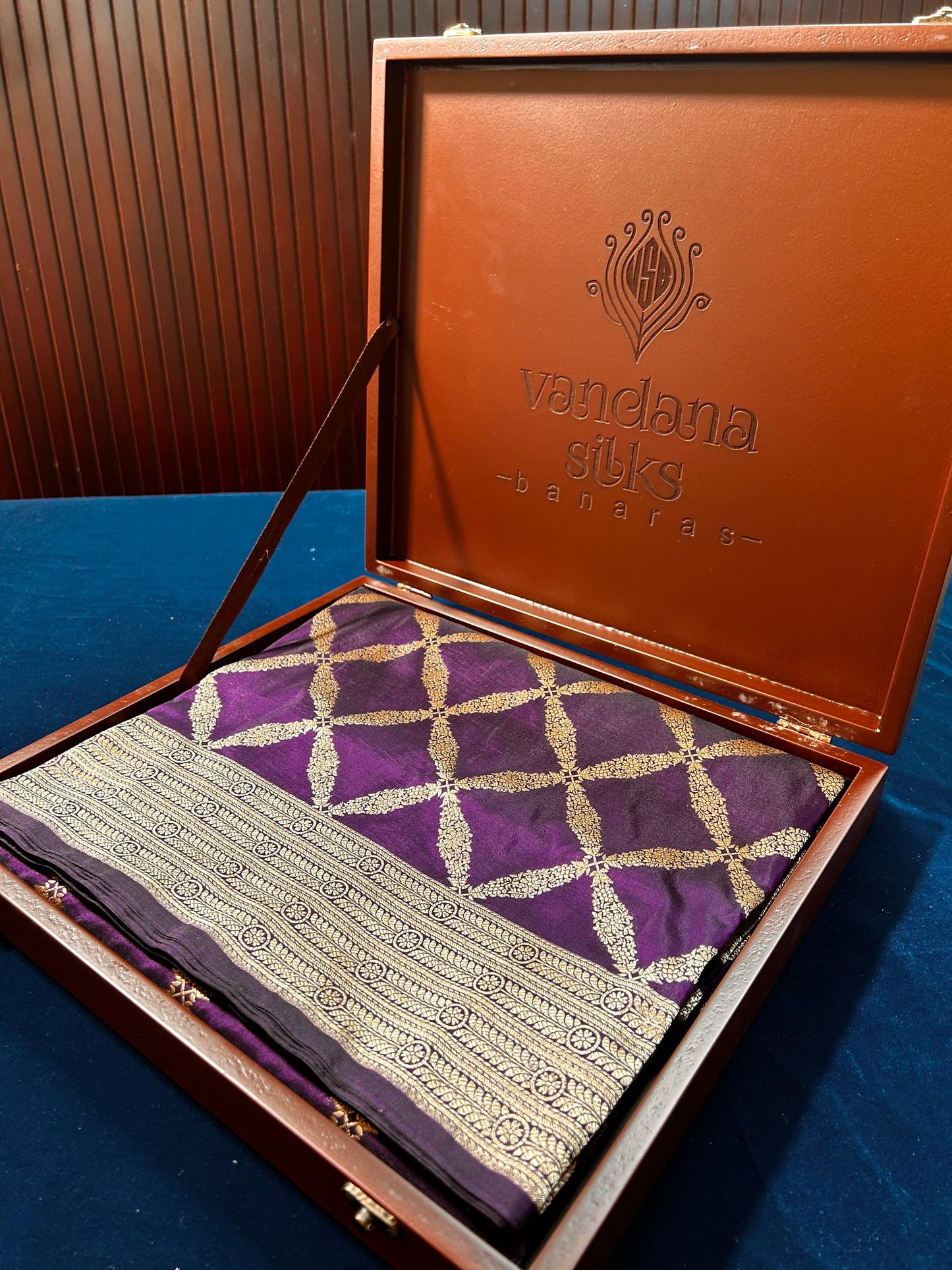 "VIRASAT 006" Jayanti Pure Upada Silk Saree with Artistic Cutwork