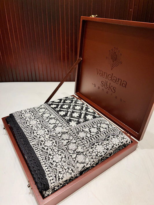 "WAAH BANARAS 009" Black Georgette Saree with Fine Chicken work