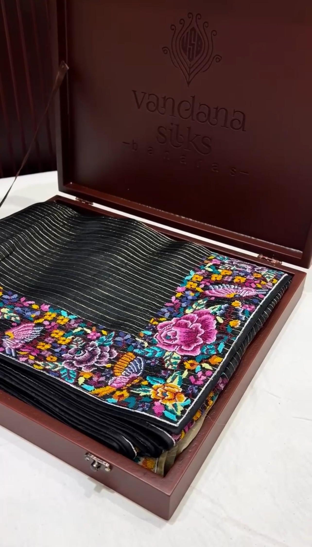 Adilakshmi Handloom Kora Silk 9-Ply Pure Silk Saree