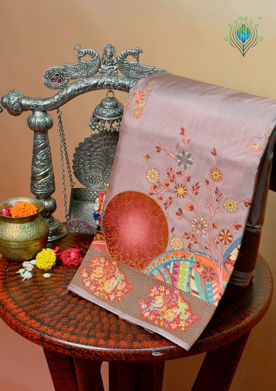 UTSAV BANARAS 476B: Earthy Pink Butter Silk Saree with Royal Paisley Position Print &amp; Contrast Blouse