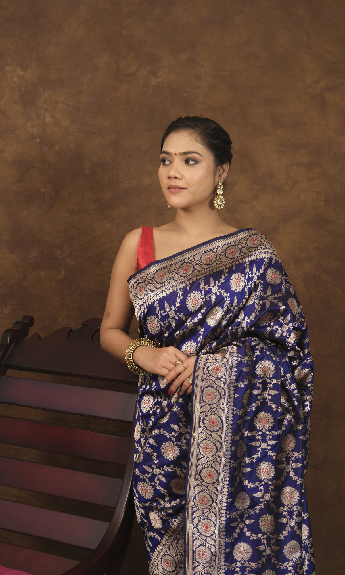 Navya: Traditional Banarasi Saree with Exquisite Mughal Motif Border