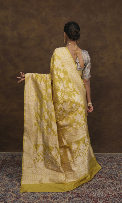 Sulekha Banarasi Jangla Jaal Saree: Woven with Pure Gold Rupa Zari and A-Grade Silk