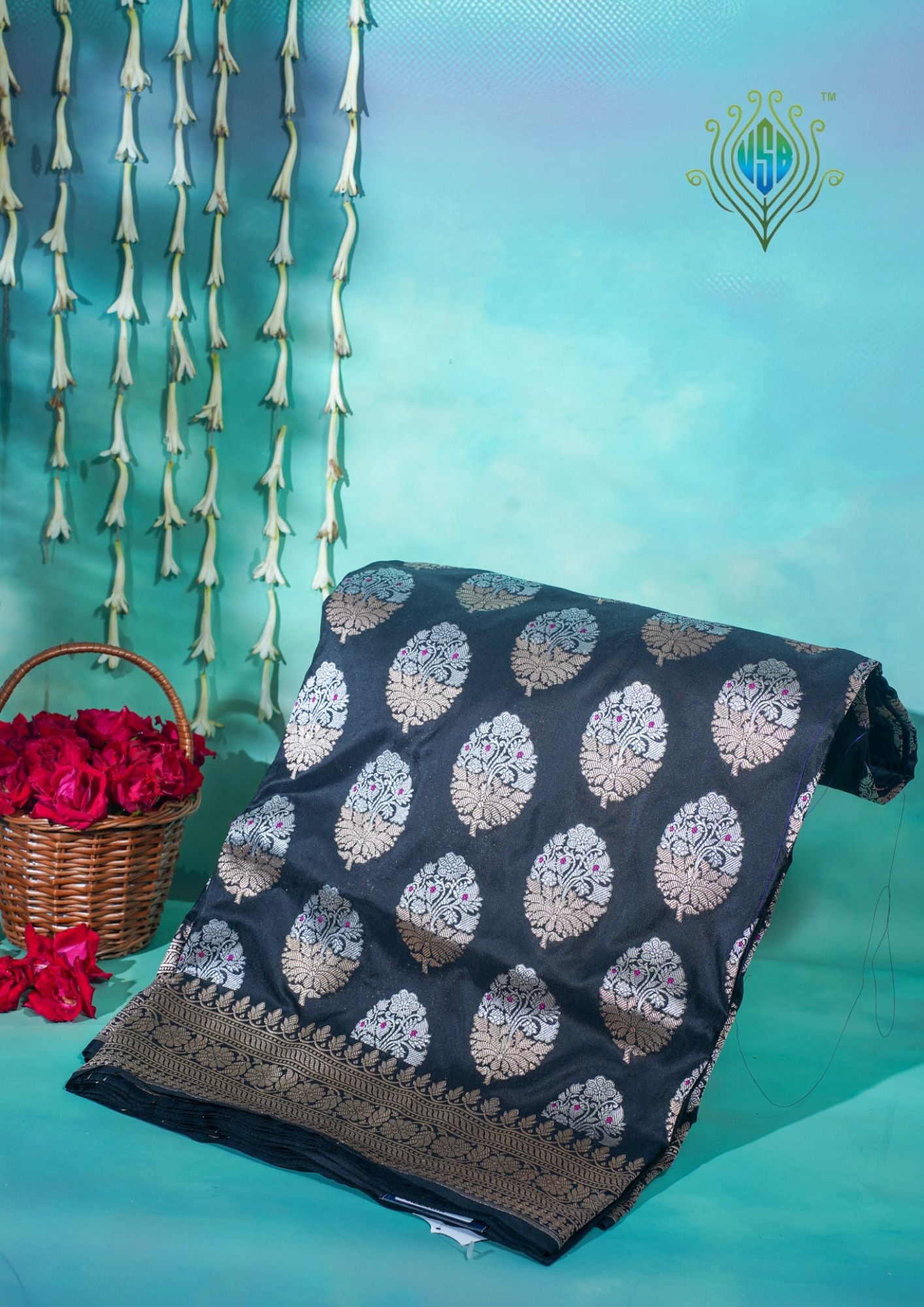 VIRASAT 202B: Pure Black Pure Handloom Katan Silk Kadwa Meenakari Banarasi Saree | Silk Mark Certified