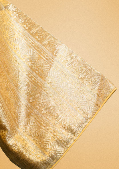 "RDM BL 030A" Banarasi Blouse With Zari Weaving Padded Half Sleeve Choli With Dori Back Tie