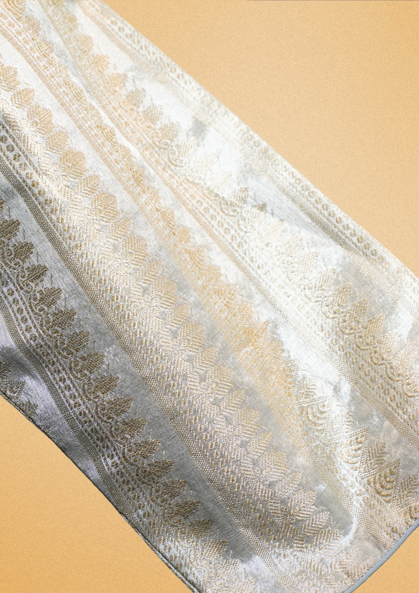 "RDM BL 30A" Banarasi Golden  Blouse With Zari Weaving Half Sleeve Padded Choli With Dori Back Tie