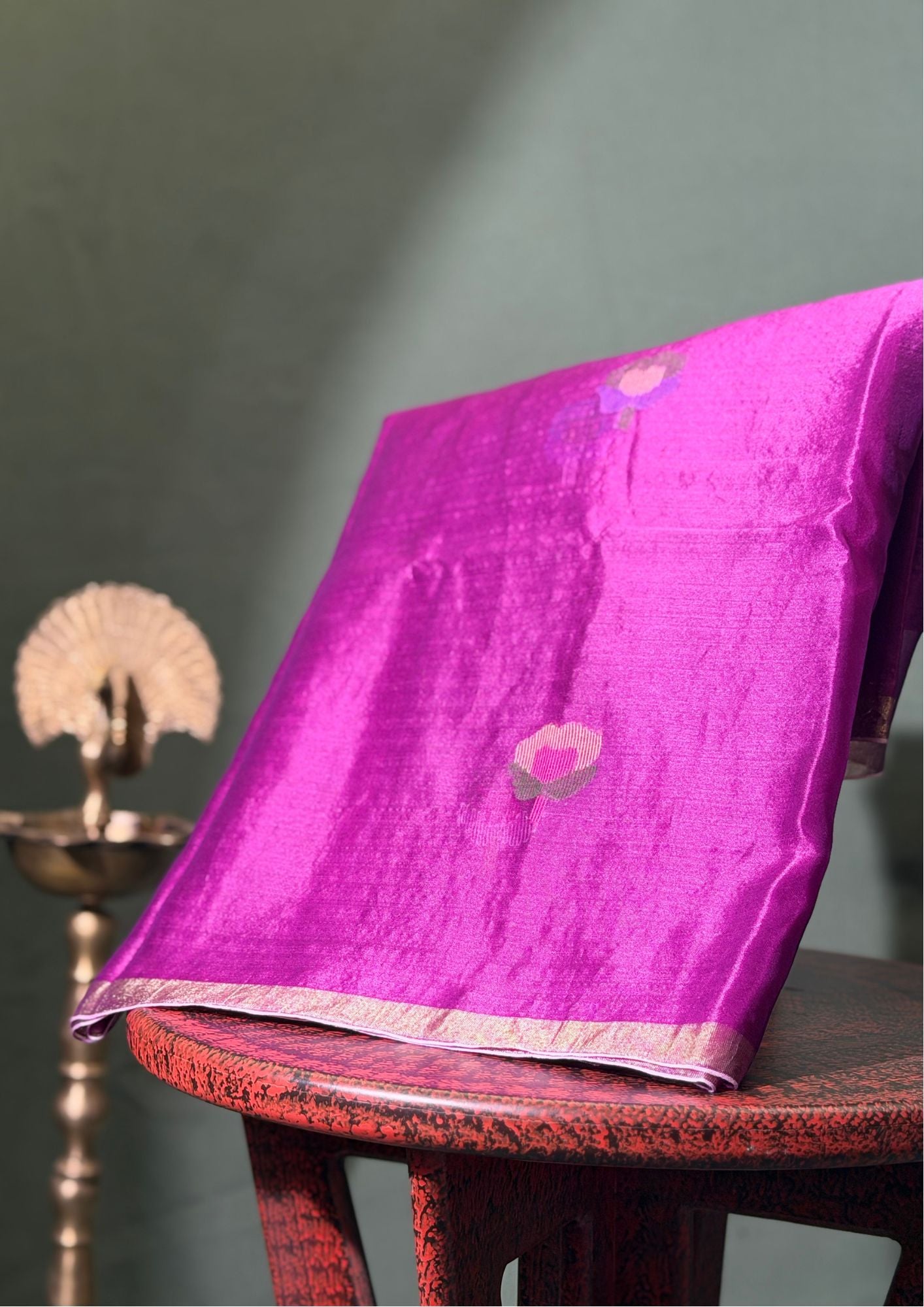 "Founder Choice 006" Banarasi Exquisite Magenta Pure Silk Saree With Resham &amp; Zari Butis