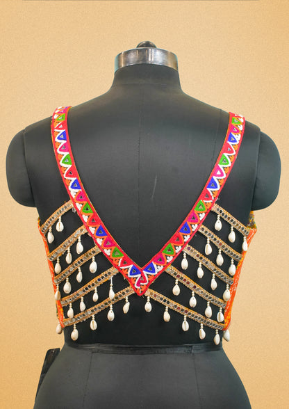 "RDM BL 022" Banarasi Traditional Blouse With Cowrie Shell Border