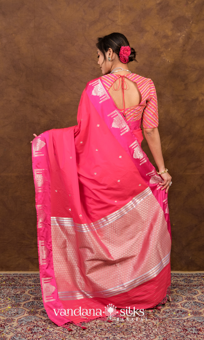 Unique Ajooba Banarasi Soft Silk Saree: Inspired by the Taj