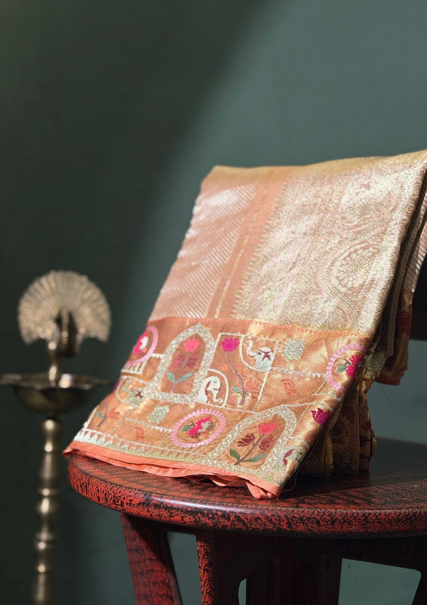 "Founder Choice 002" Banarasi Exclusive Onion Pink Designer Pure Silk Saree With Tree of Life Motif