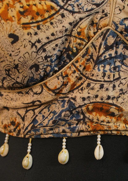 "RDM BL 024" Banarasi Stylish Sleeveless Blouse With Boho Print & Cowrie Shells