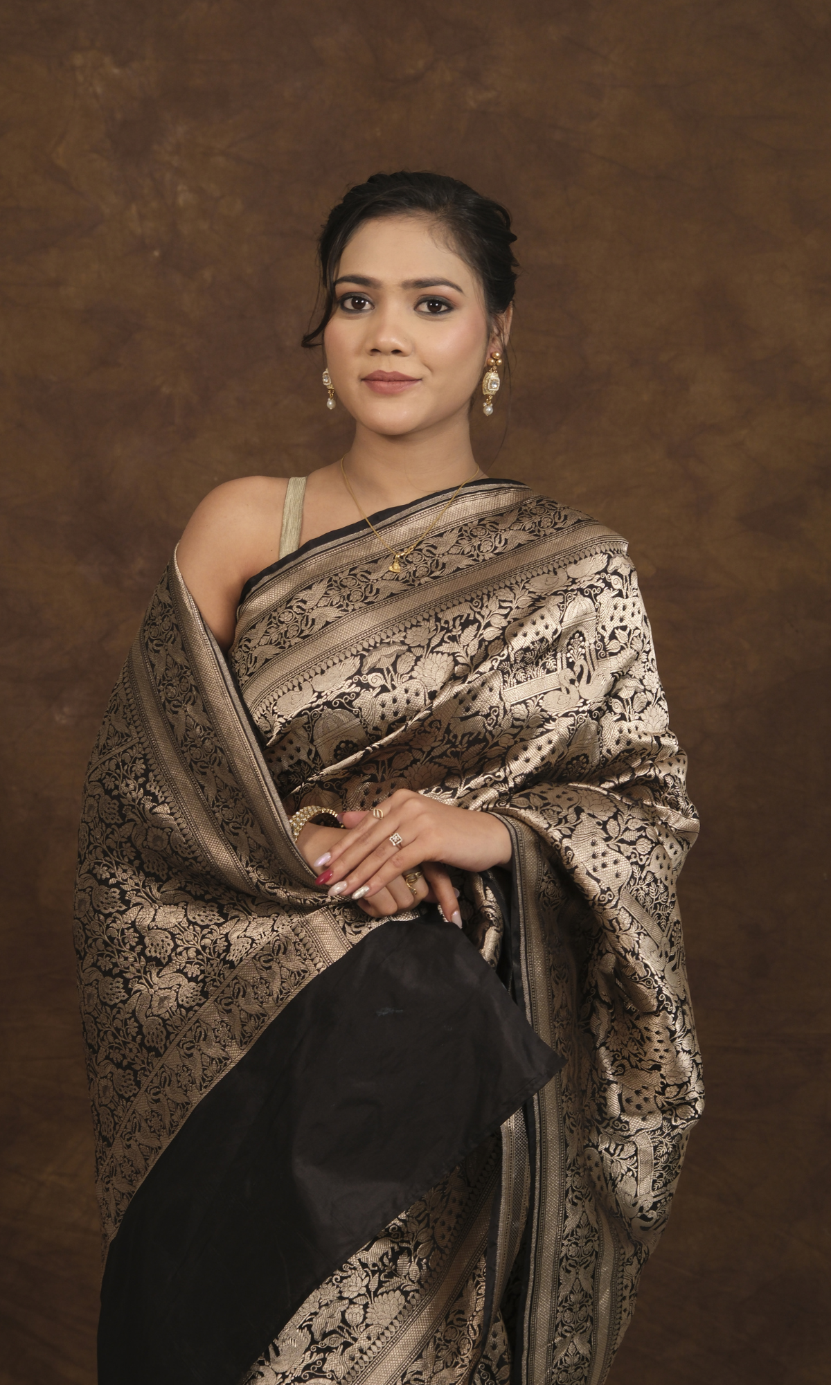 Pichwai Pure Banarasi Handloom Silk Brocade Saree: A Masterpiece of Jamewar Technique