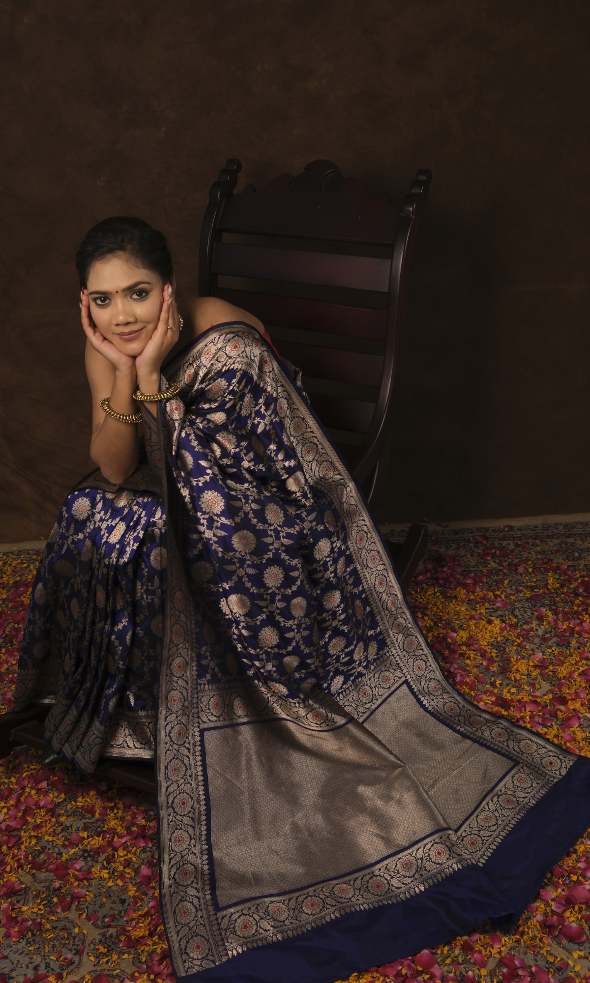 "VIRASAT 161" Traditional Banarasi Saree with Exquisite Mughal Motif Border