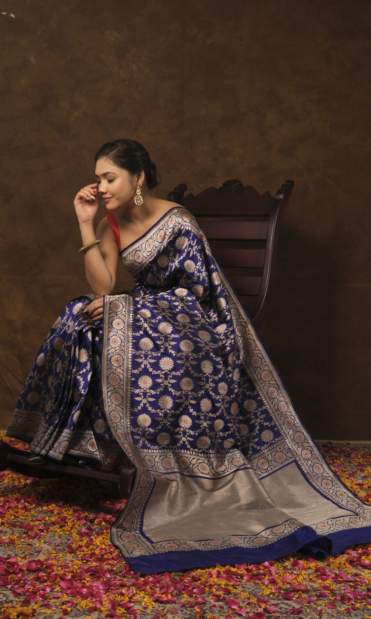 Navya: Traditional Banarasi Saree with Exquisite Mughal Motif Border