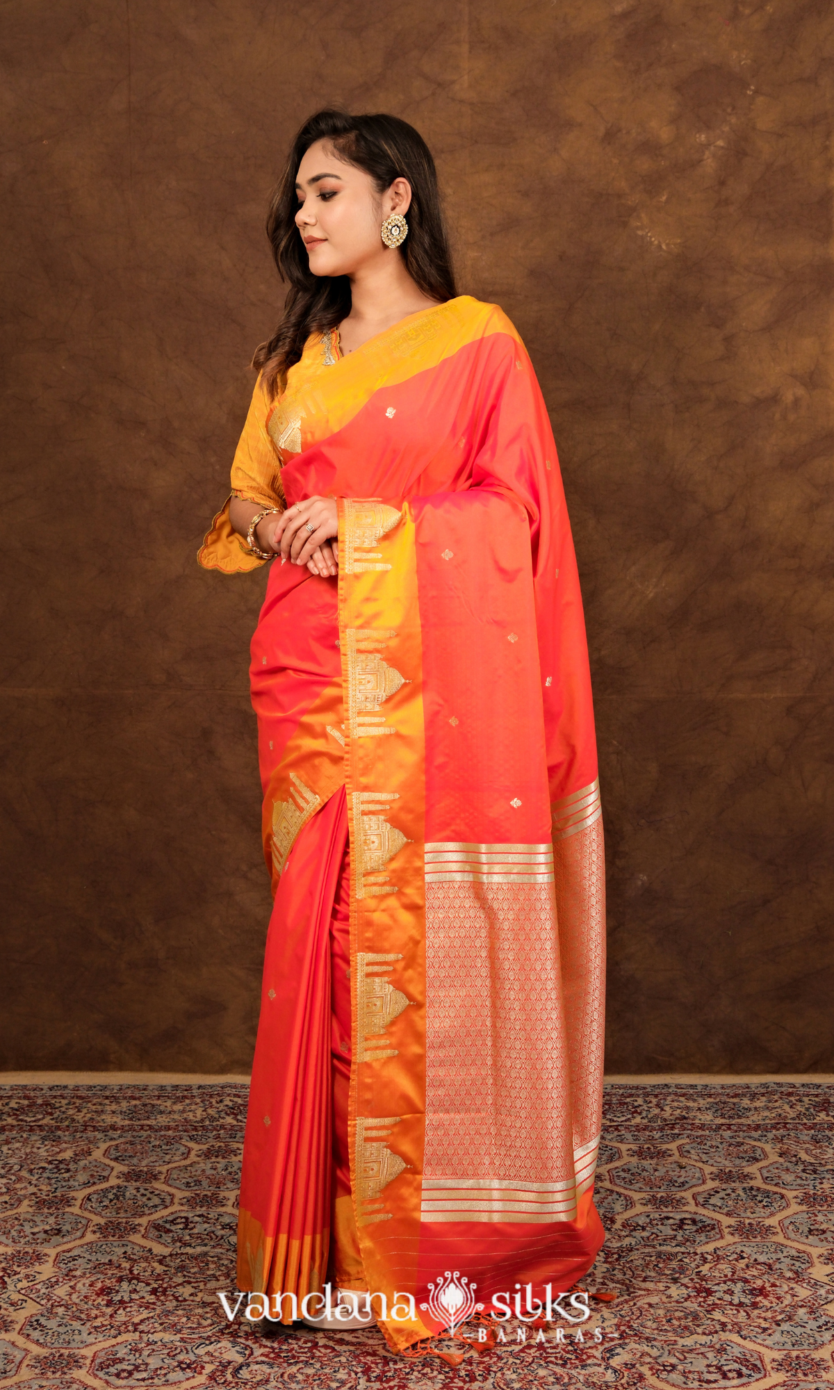 Unique Ajooba Banarasi Soft Silk Saree: Inspired by the Taj