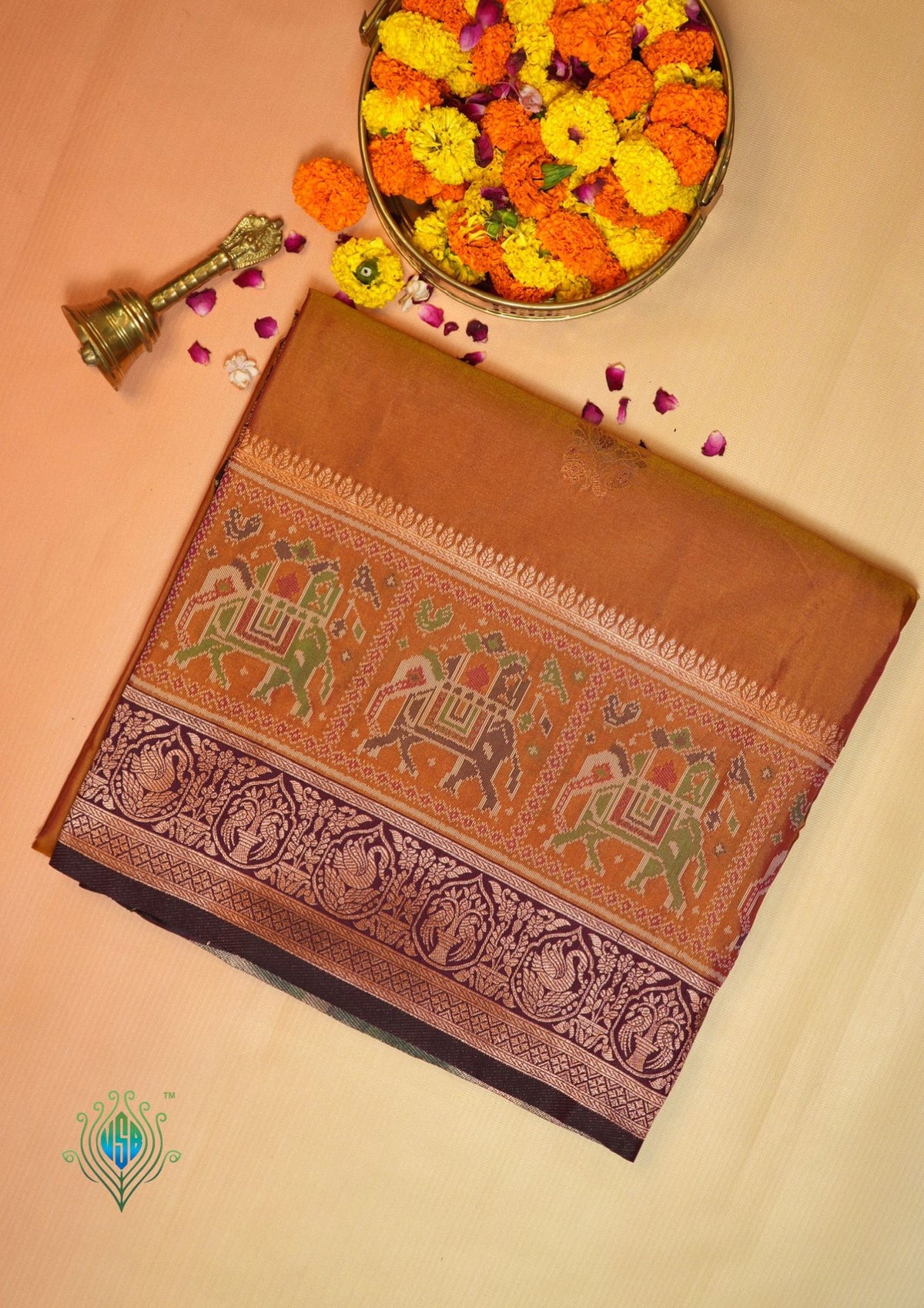 UTSAV BANARAS 502: Gold Dual Tone Banarasi Soft Silk Meenakari Zari Saree
