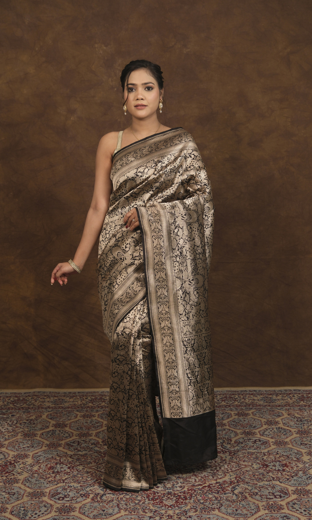 Pichwai Pure Banarasi Handloom Silk Brocade Saree: A Masterpiece of Jamewar Technique