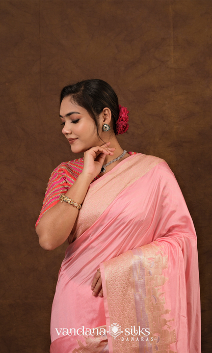 Wahh Taj Banarasi Soft Silk Saree: Symbol of Love