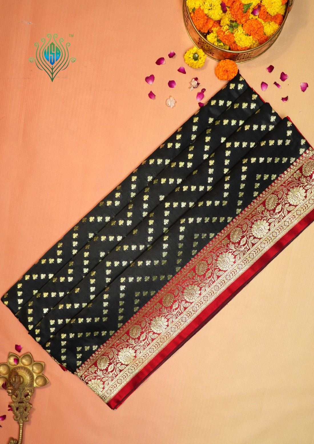 Waah Banaras173C: Rich Black Satin Silk Banarasi Saree with Zig Zag Buti &amp; Contrast Pallu