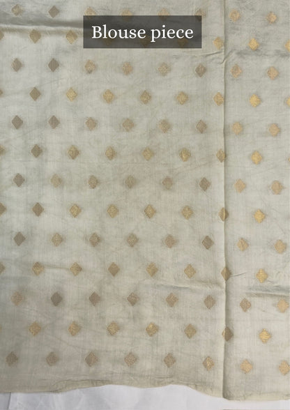 UTSAV BANARAS 373: Ivory Tusser Georgette Silk Saree with Sona Rupa Zari &amp; Kalamkari Skirt Border