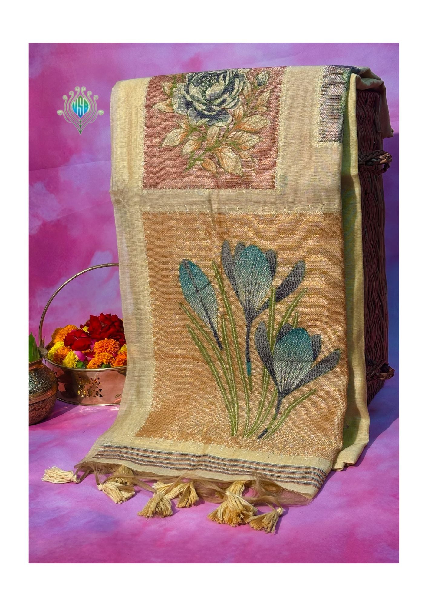 Utsav Banaras 073: Golden Beige Jamdani Saree with Artistic Floral Panel Weave &amp; Contrast Blouse