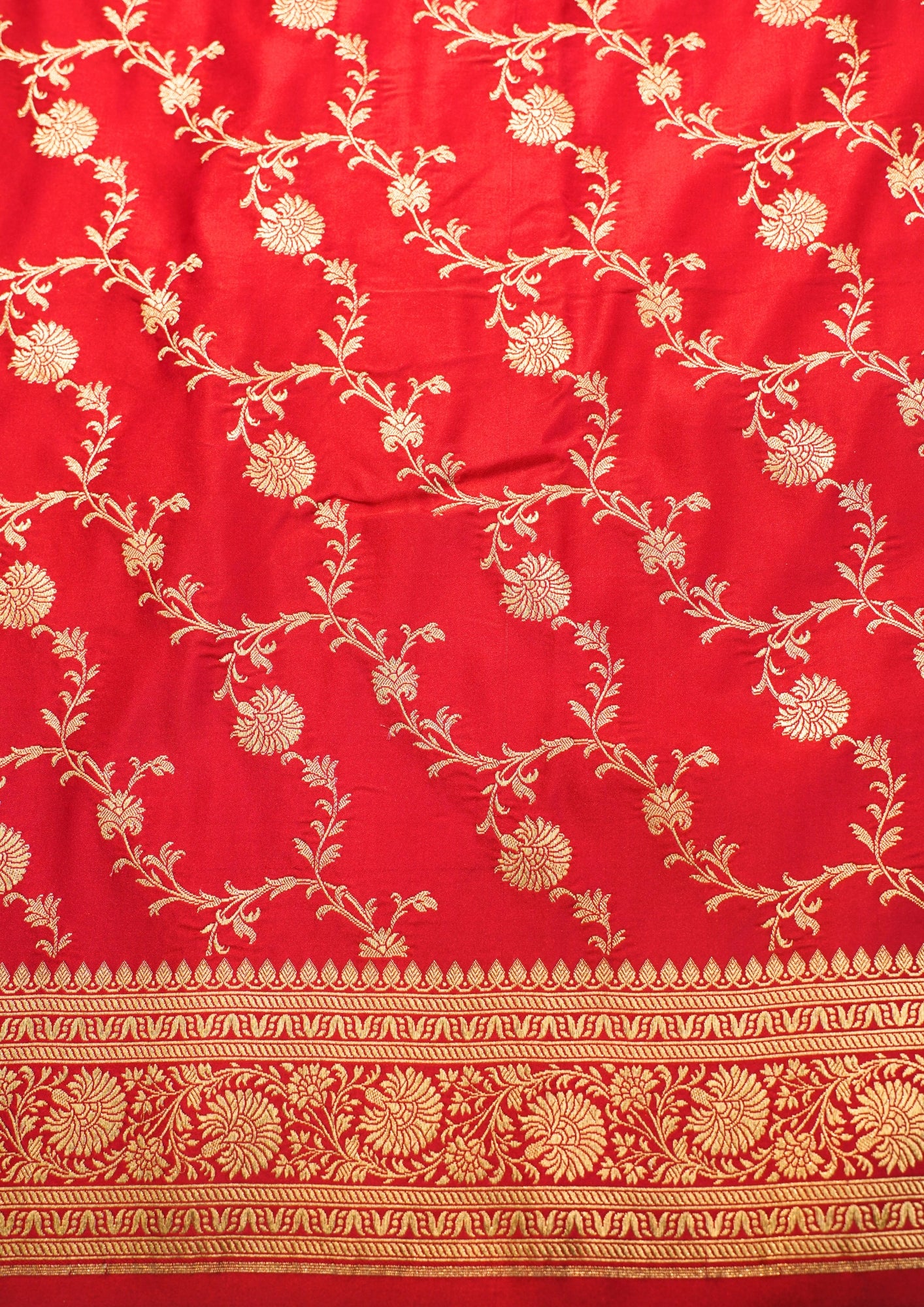 "Waah Banaras 065" Banarasi Satan Silk Saree With Golden Zari Floral Weaving & Rich Border