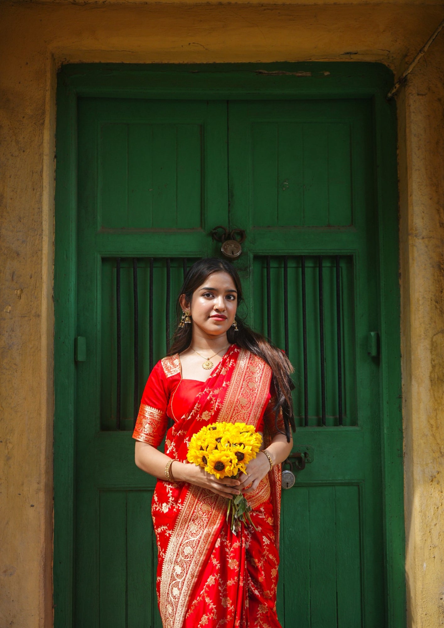 "Waah Banaras 065" Banarasi Satan Silk Saree With Golden Zari Floral Weaving & Rich Border