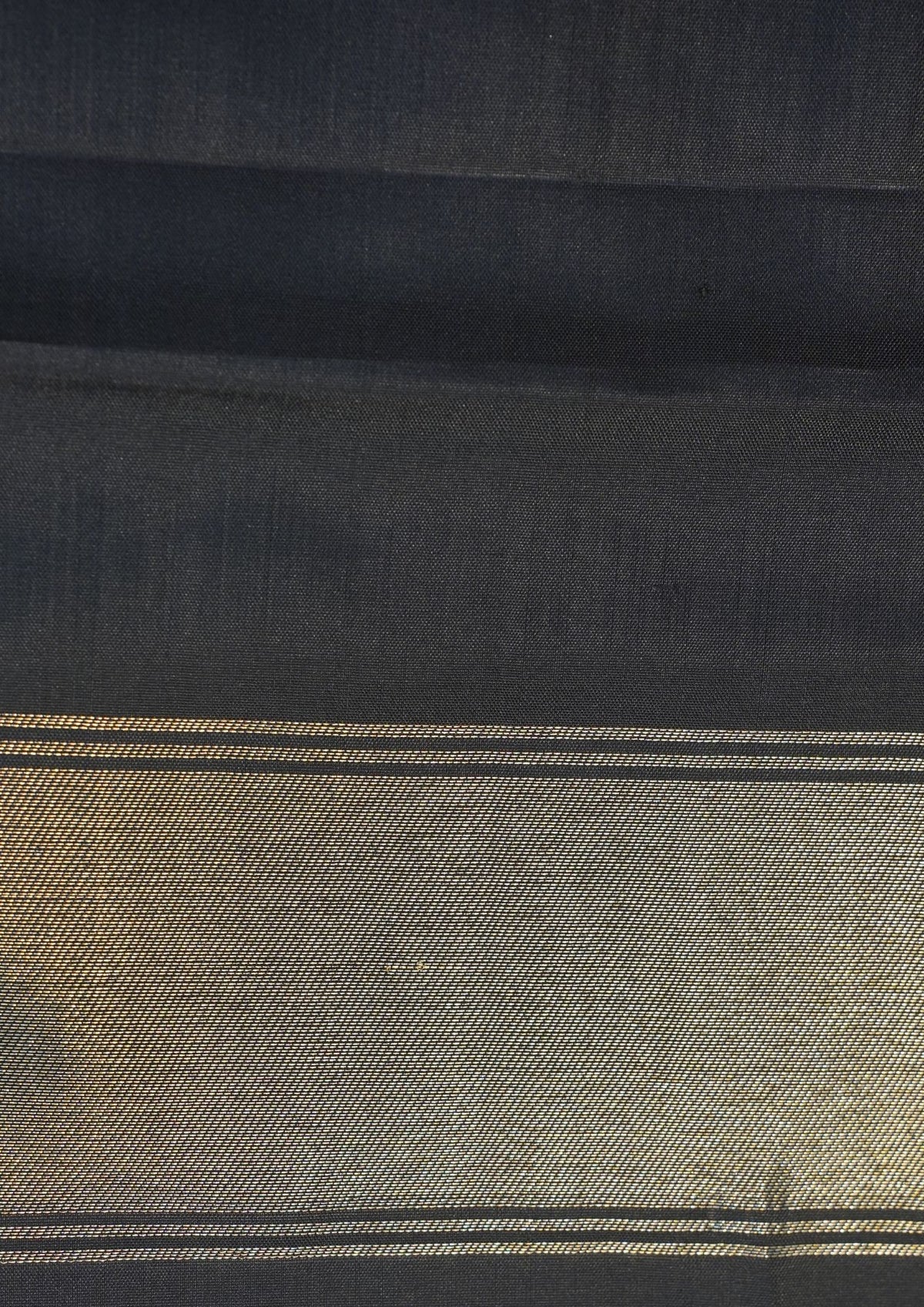 "Founder Choice 039" Banarasi Pure Kanjivaram Silk Saree With Elegant Stripes Design