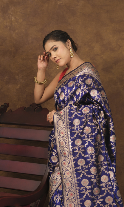 Navya: Traditional Banarasi Saree with Exquisite Mughal Motif Border