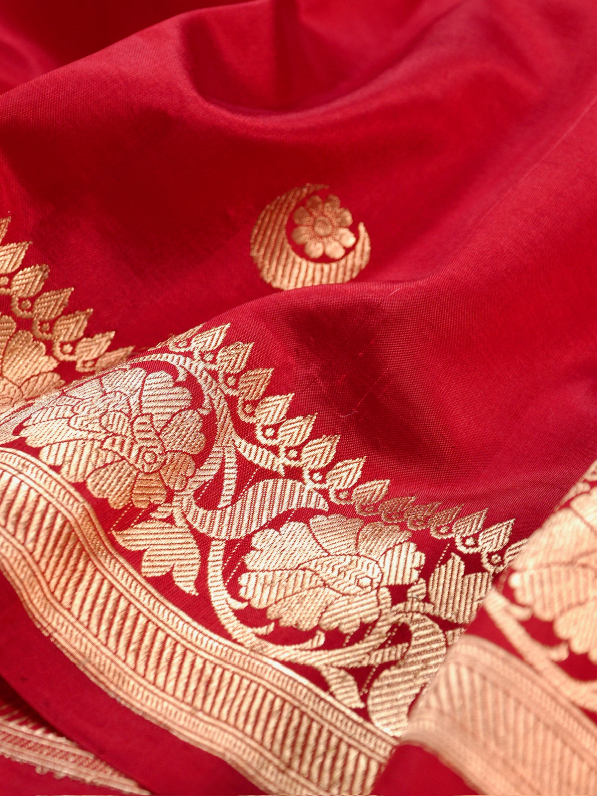VIRASAT 166:  Pure Fine Handloom Silk Gold Zari Chand Buta Saree – Chatak Red