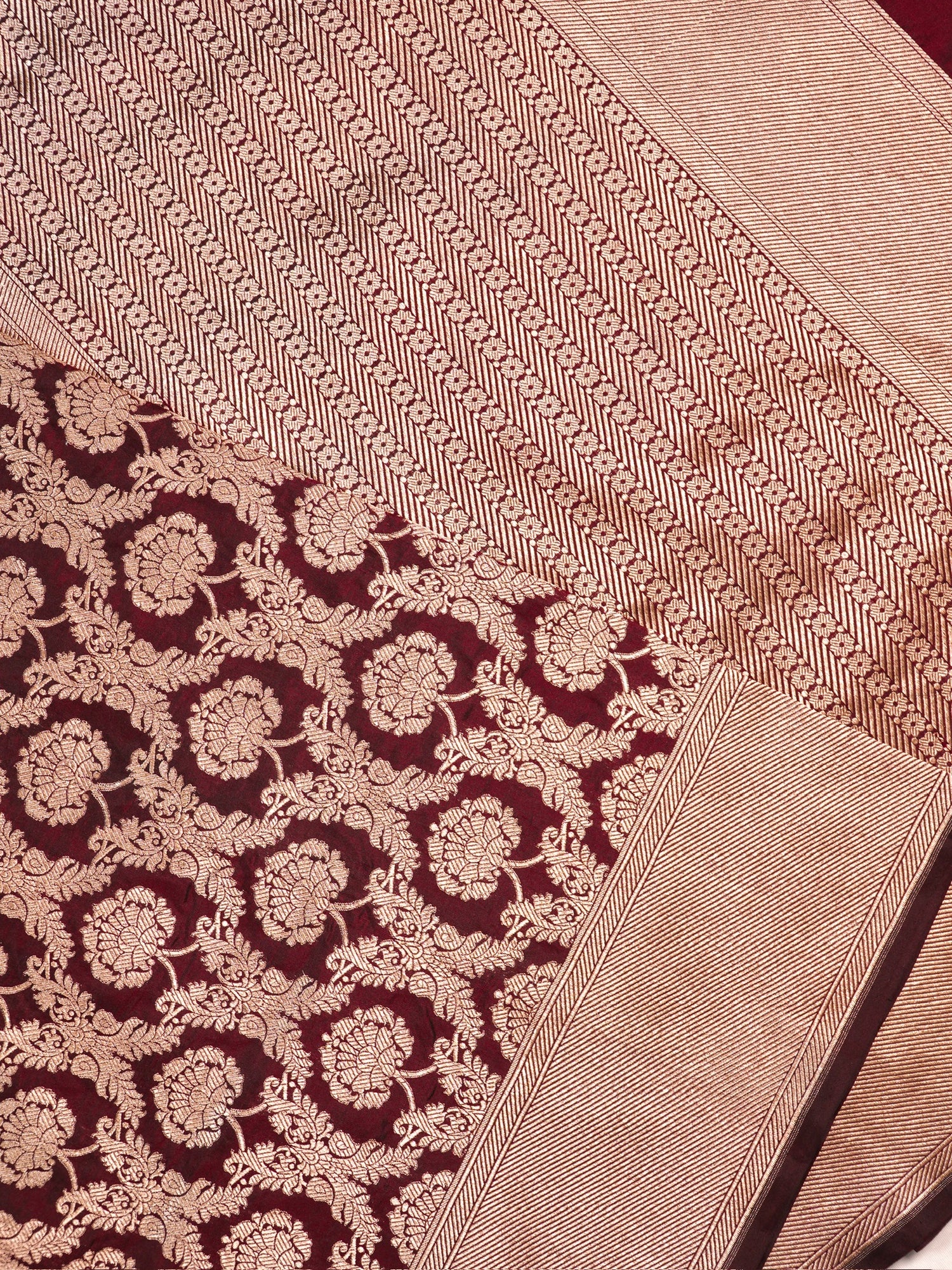 VIRASAT 203A: Pure Handloom Royal Red Silk Saree – A Celebrity Choice