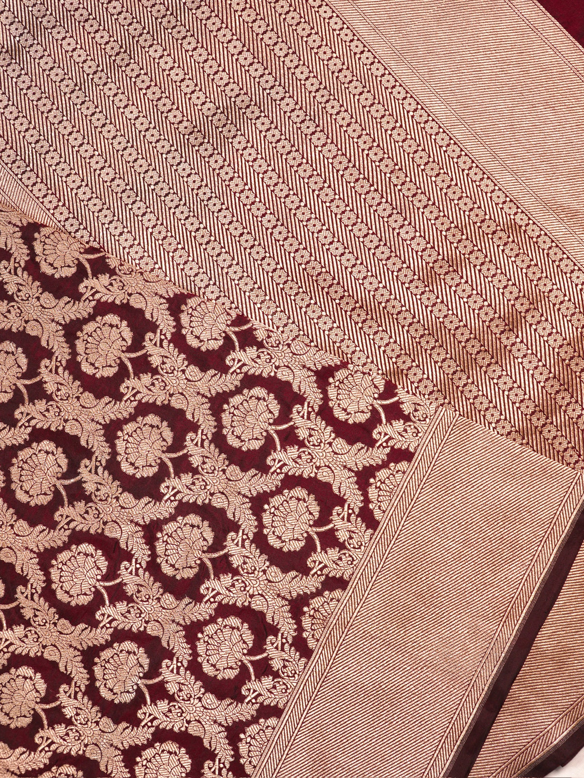VIRASAT 203A: Pure Handloom Royal Red Silk Saree – A Celebrity Choice