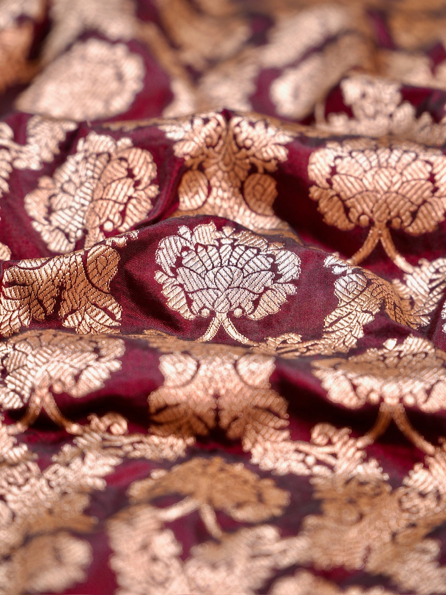 VIRASAT 203A: Pure Handloom Royal Red Silk Saree – A Celebrity Choice