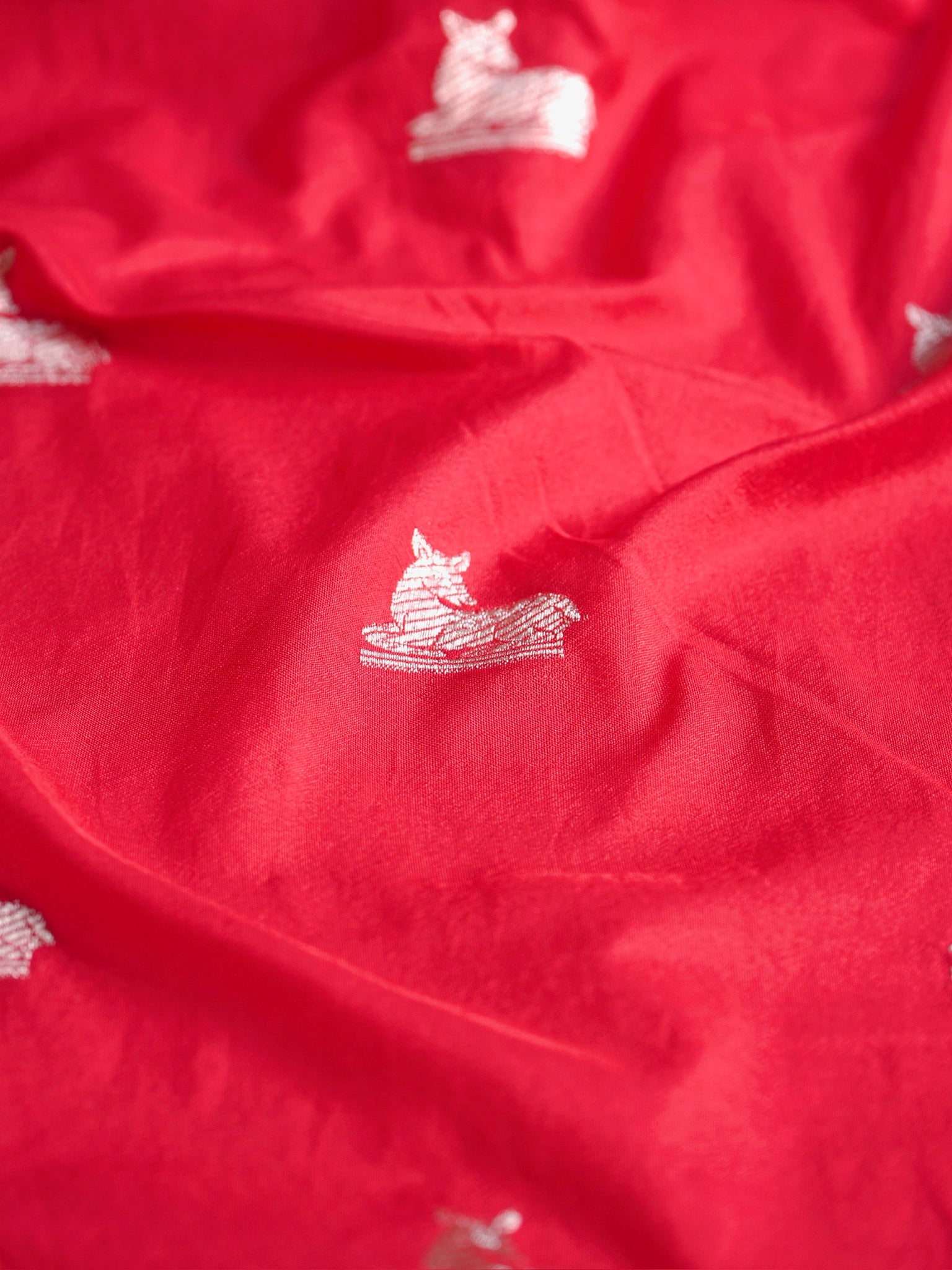 Waah Banaras 180B: Rich Red Semi Katan Silk Saree With Beautiful Bird Border