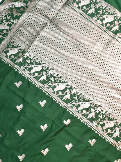 Waah Banaras 180D: Pine green Semi Katan Silk Saree With Beautiful Bird Border