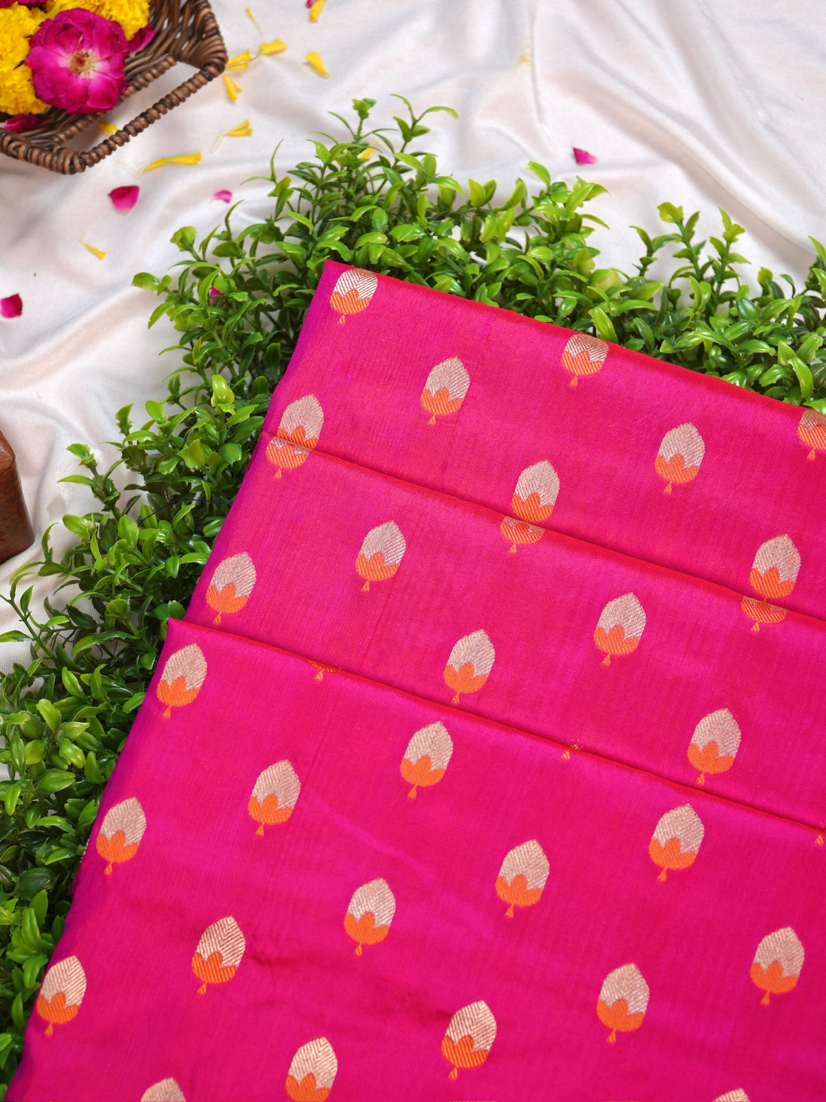 VIRASAT 1008: Celebrity Choice Pure Handloom Katan Silk Meenakari Saree
