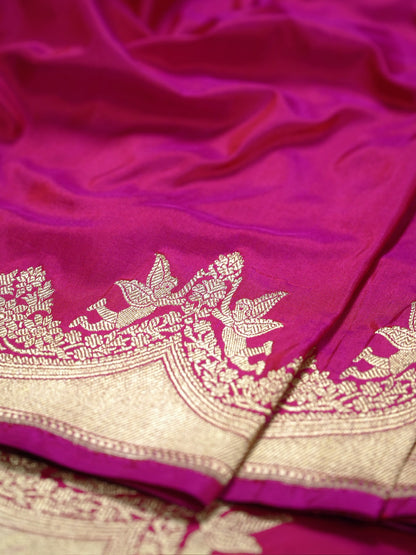 VIRASAT 445:Peachy Pink Dual Shade Pure Katan Silk Saree with Kadwa Zari Scallop Border | Silk Mark Certified