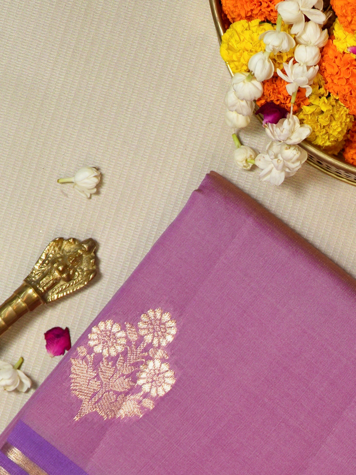 UTSAV BANARAS 498: Move Purple Tone Banarasi Soft Silk Meenakari Zari Saree