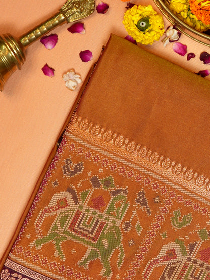UTSAV BANARAS 502: Gold Dual Tone Banarasi Soft Silk Meenakari Zari Saree