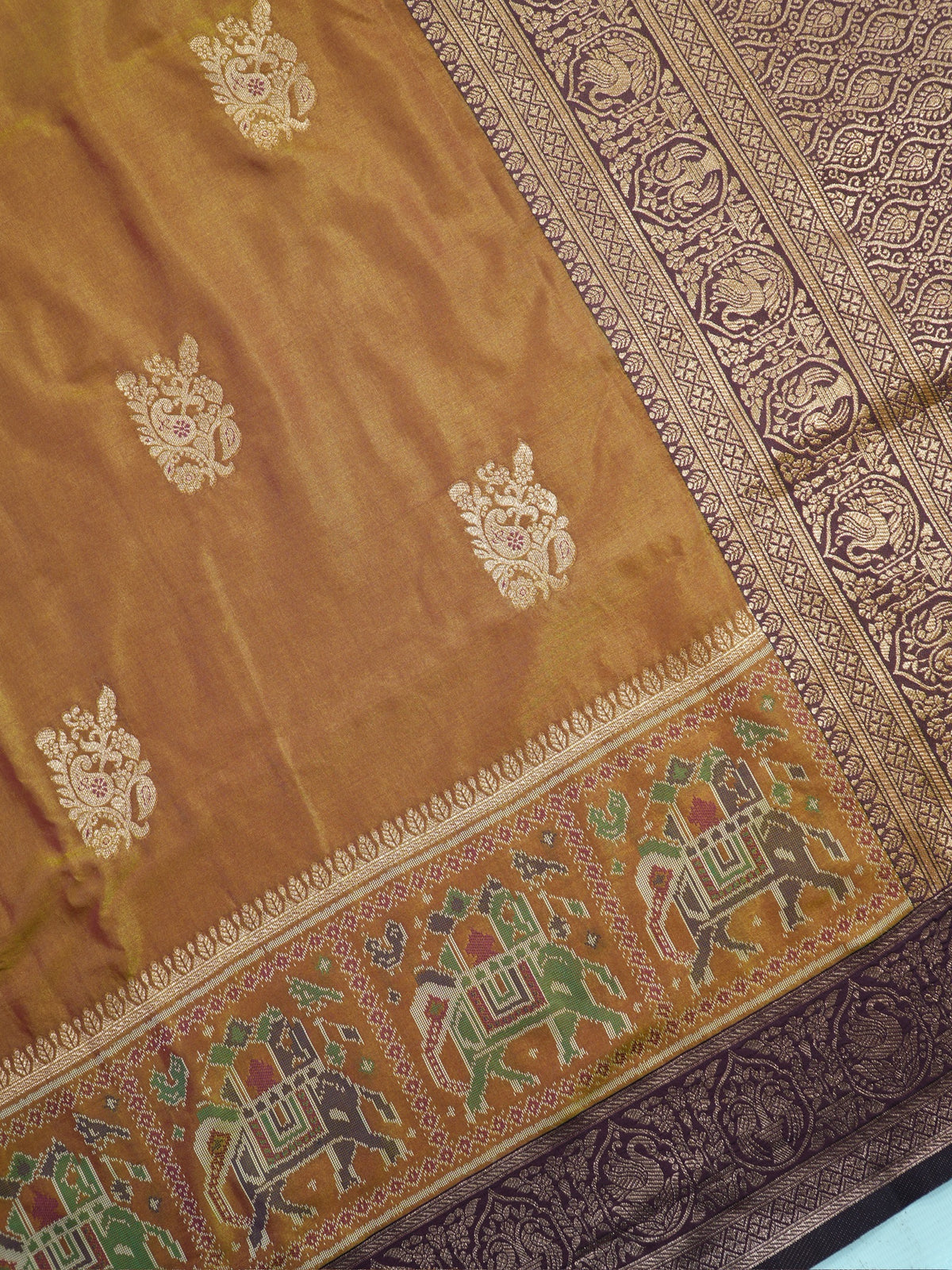 UTSAV BANARAS 502: Gold Dual Tone Banarasi Soft Silk Meenakari Zari Saree