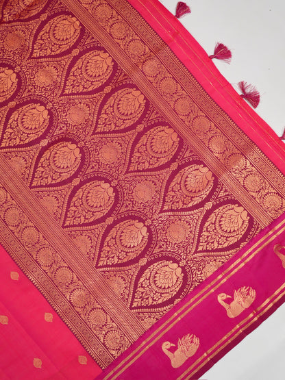 UTSAV BANARAS 500: Fuchsia Pink Banarasi Soft Silk Meenakari Zari Saree
