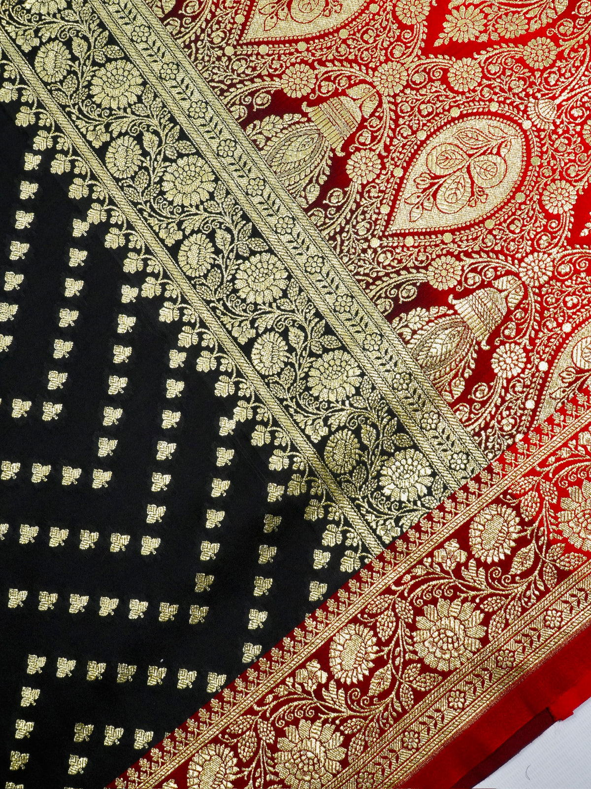 Waah Banaras173C: Rich Black Satin Silk Banarasi Saree with Zig Zag Buti &amp; Contrast Pallu