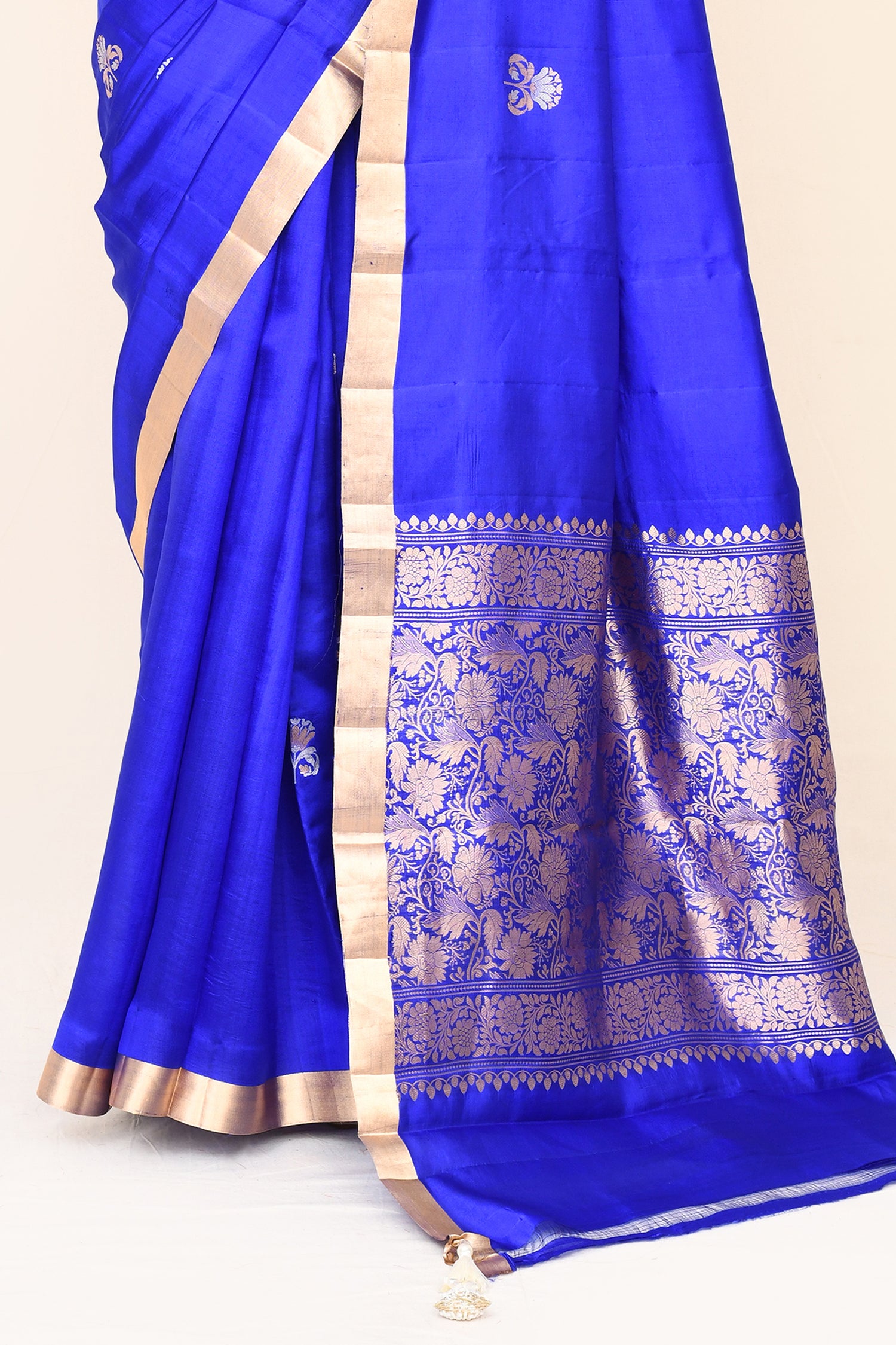 "SILK BANARAS 054" Pure Katan Silk Saree With Kadua buta