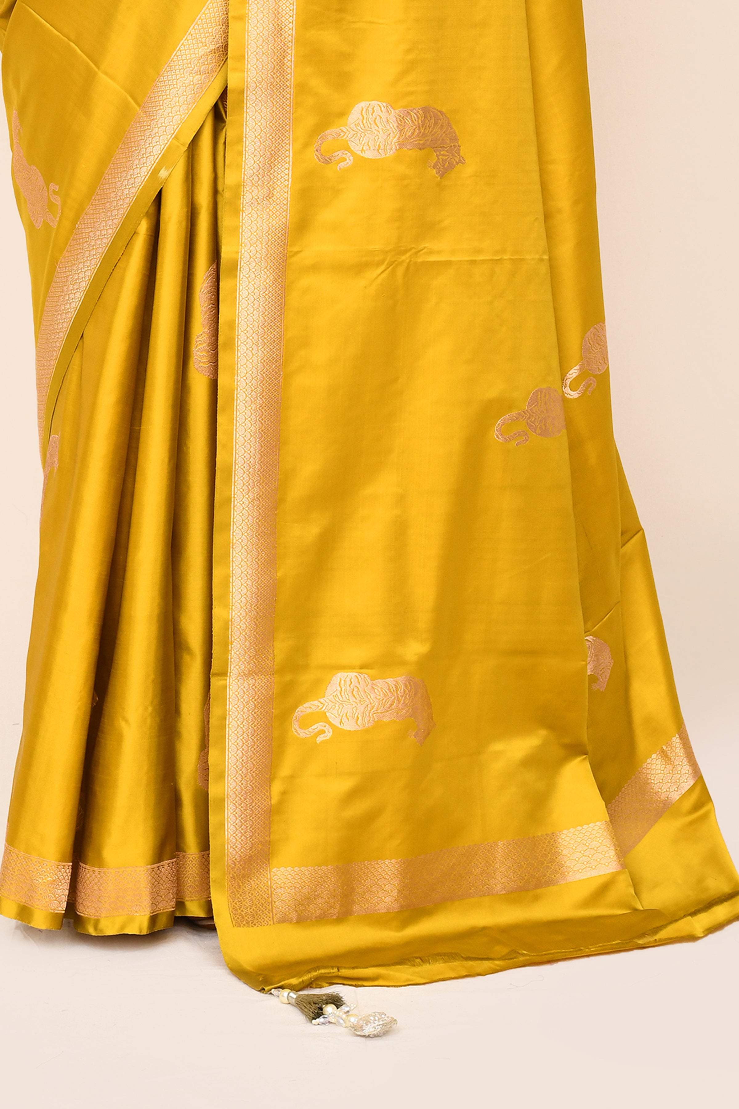 "VIRASAT 189"  Handloom Pure Katan Silk Saree