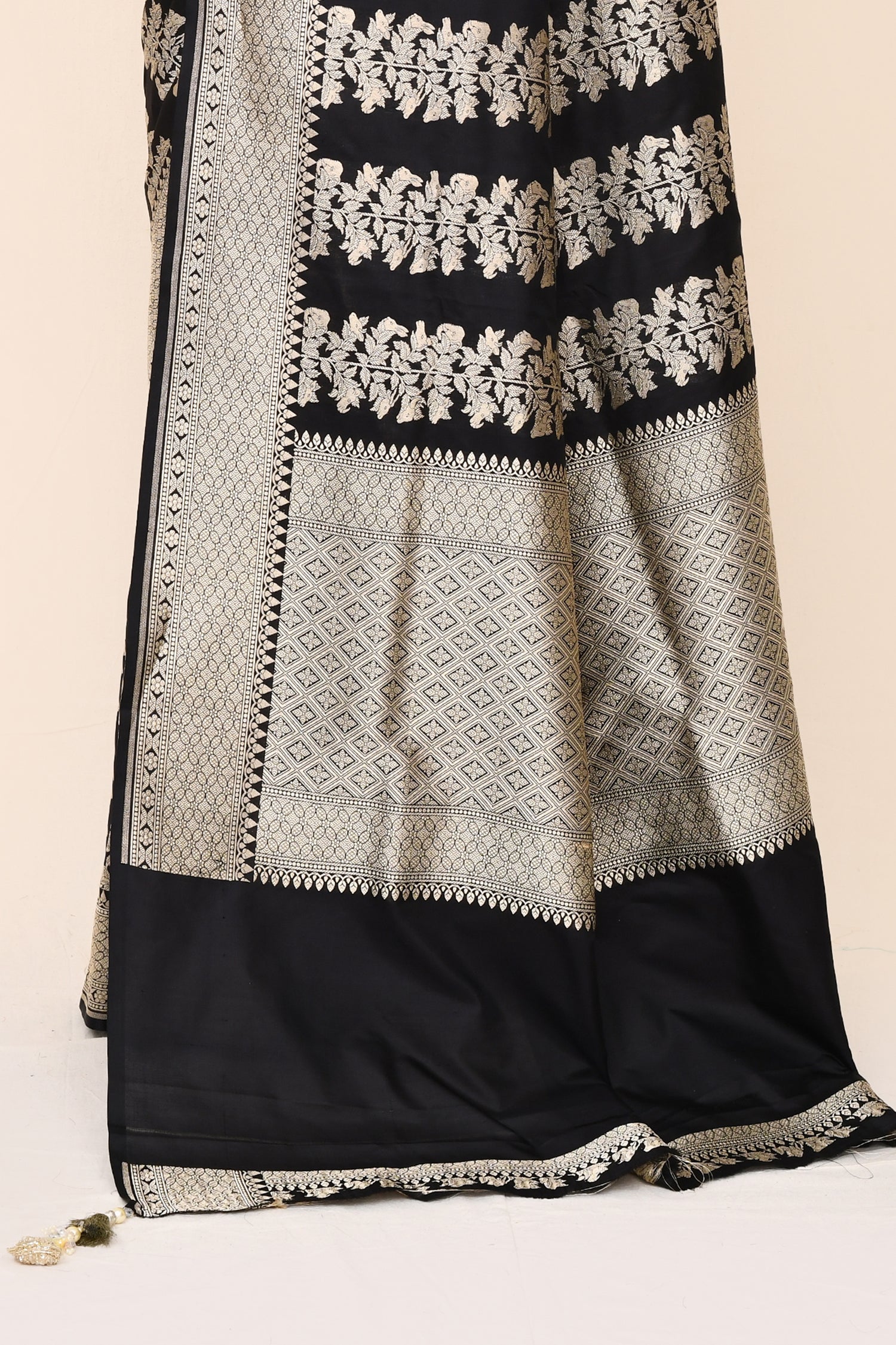 "VIRASAT 186" Pure Katan Handloom Silk Saree