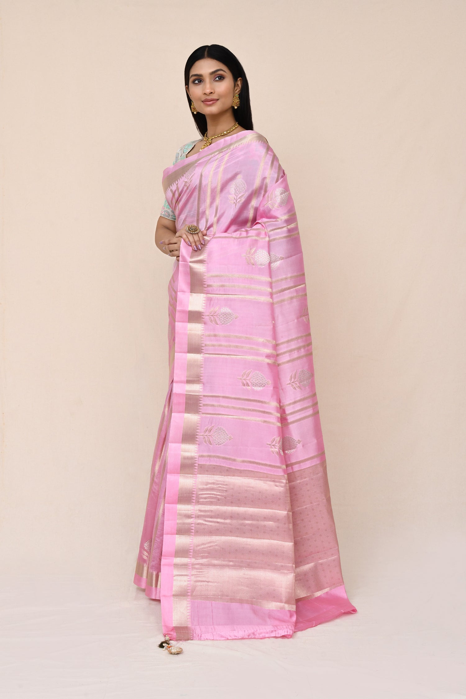 "SILK BANARAS 073" Pure Silk Saree With Zari Work