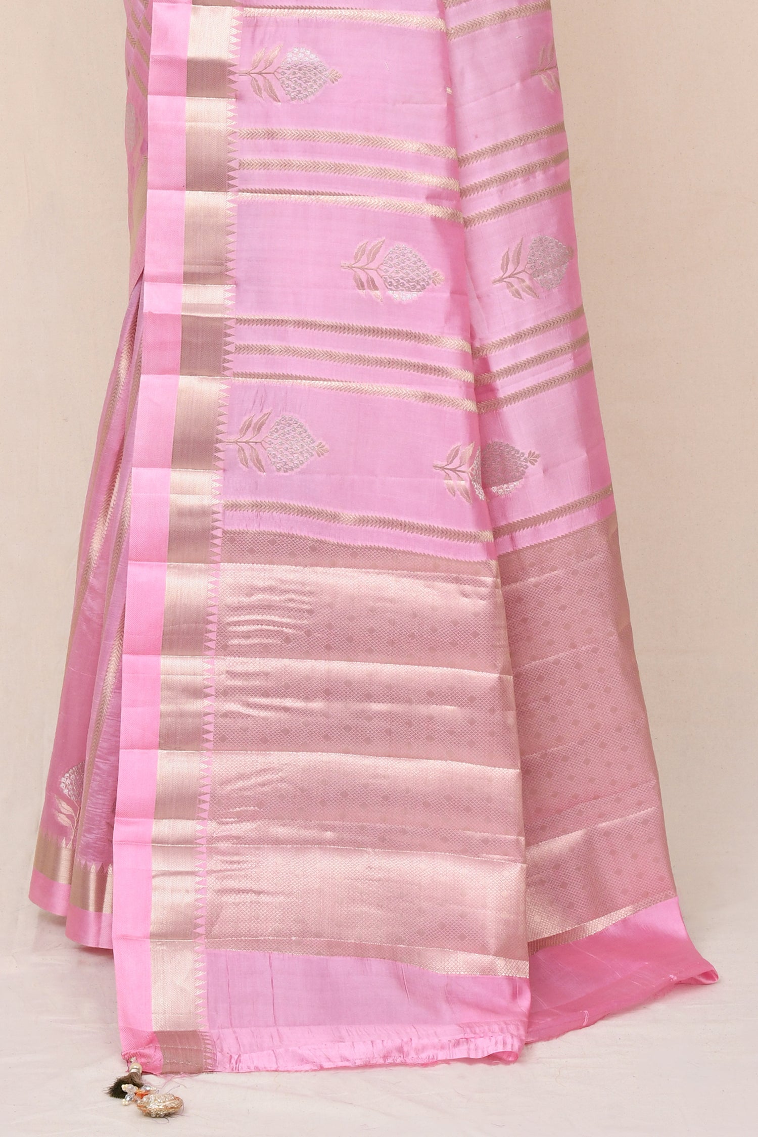 "SILK BANARAS 073" Pure Silk Saree With Zari Work