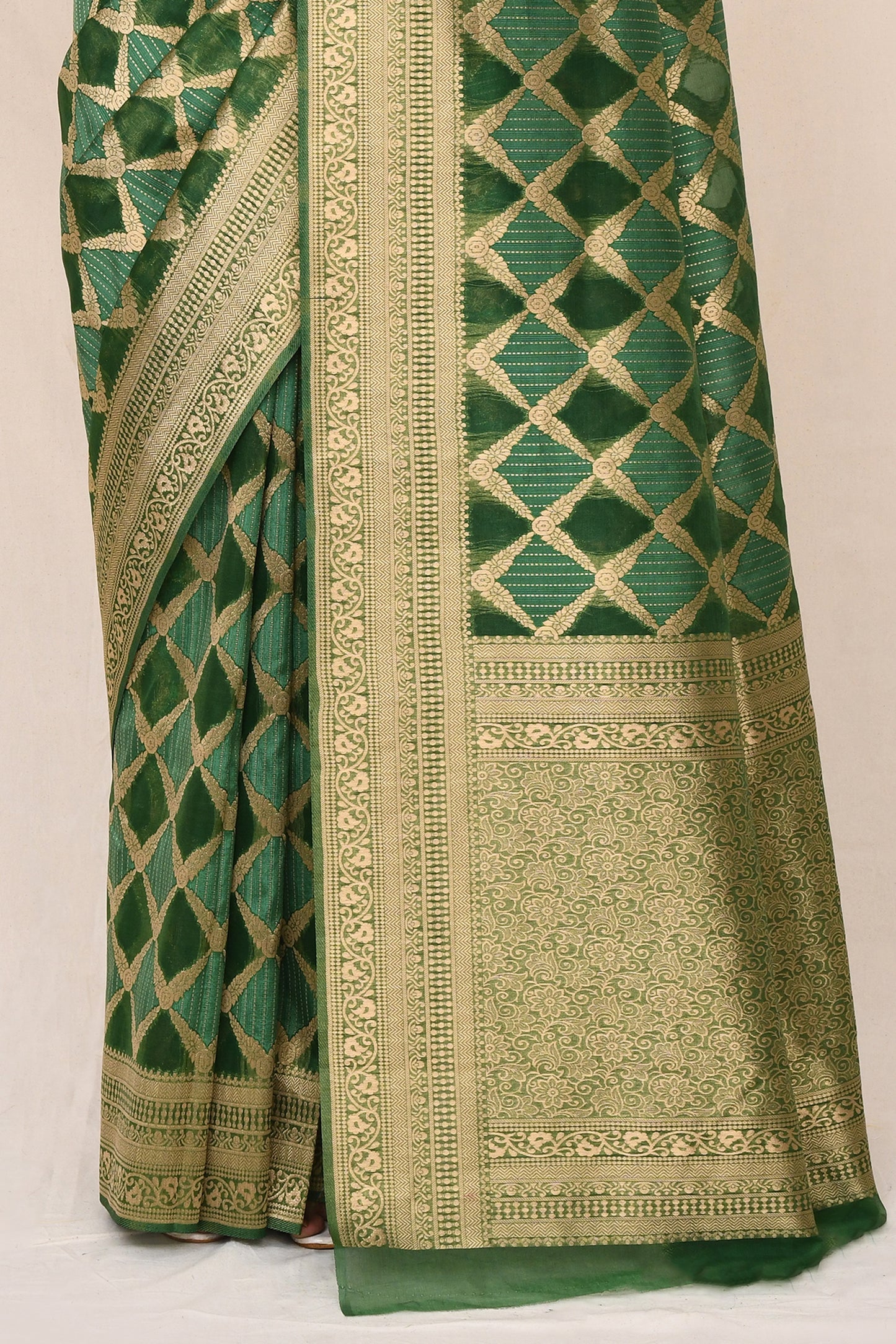"Kamalini" Pure Green Banarasi Silk Saree