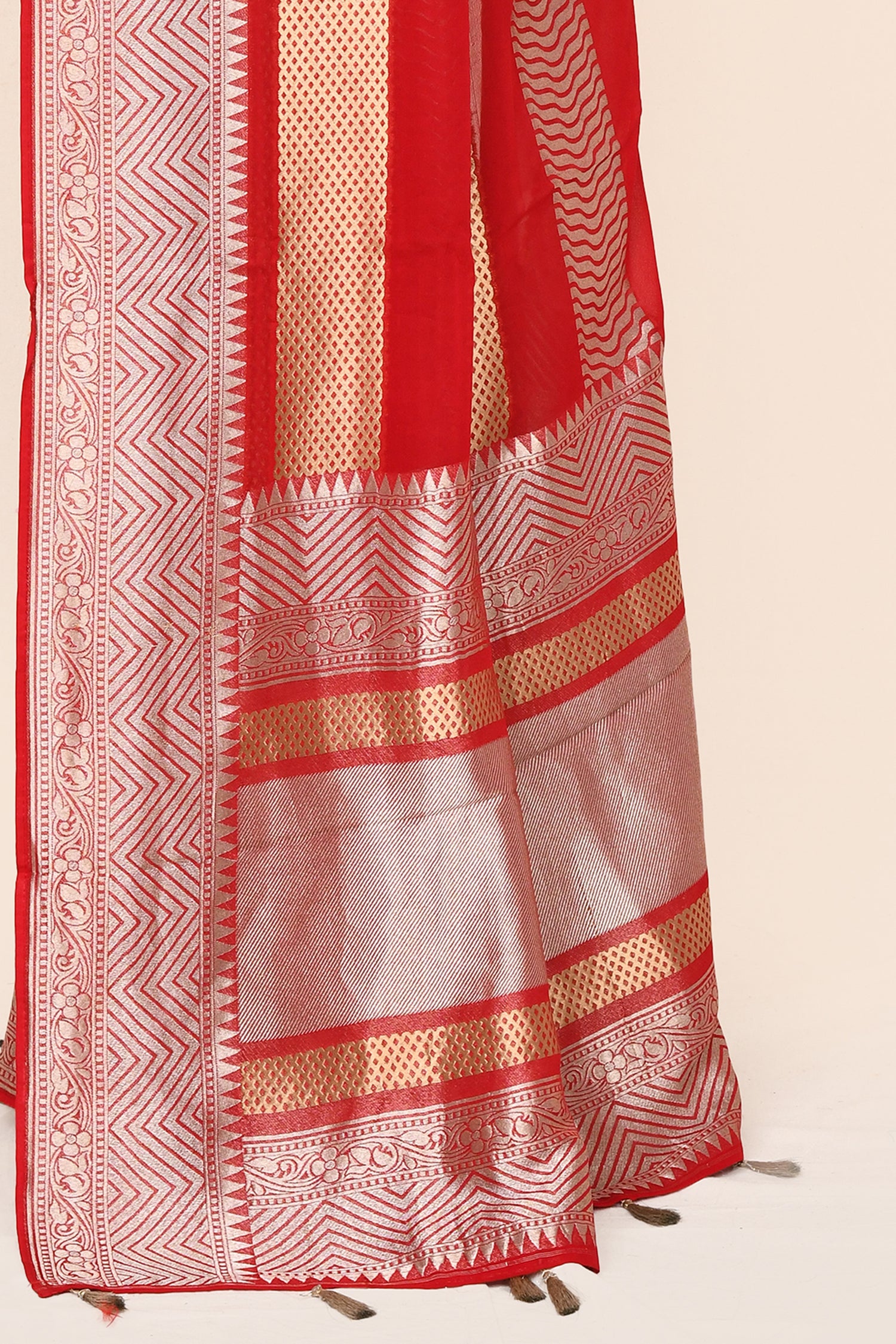 "WAAH BANARAS 047" Handloom Varsha Georgette Saree