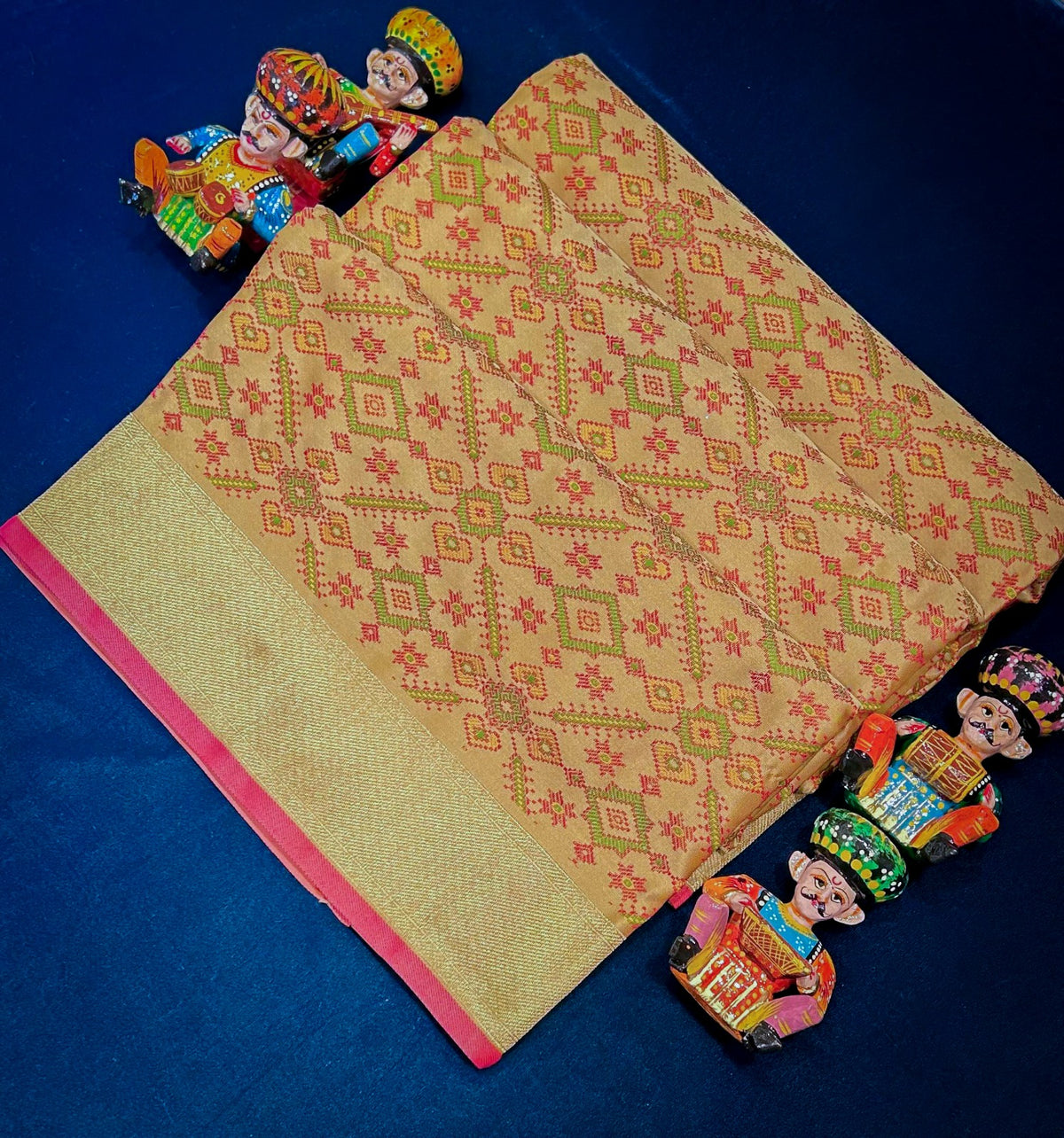 "WAAH BANARAS 002" Banarasi Masaru Silk Saree With Tested Zari and Twisted Yarn