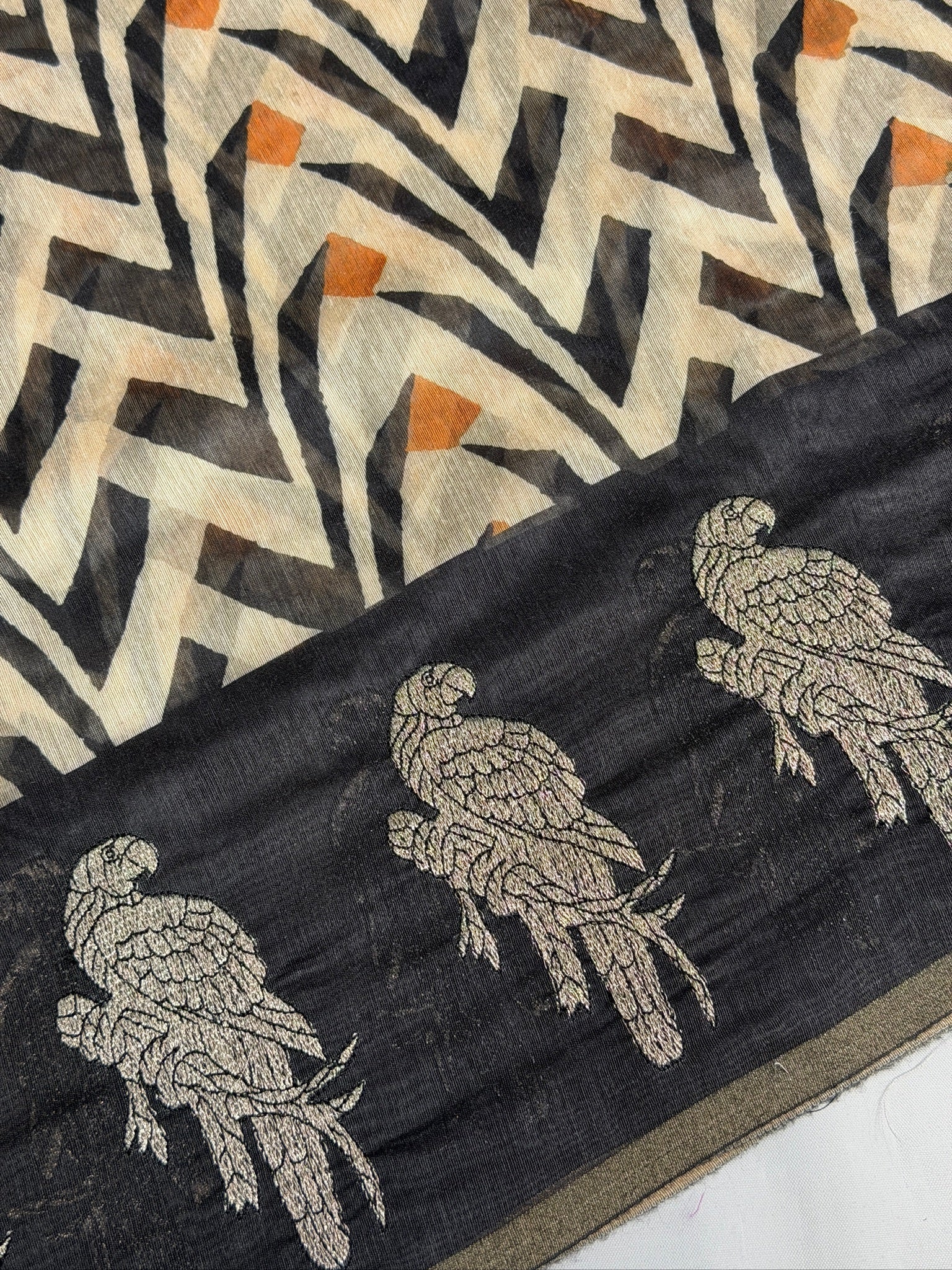 UTSAV BANARAS 395: Blackish Gold Cotton Tissue Saree with Kaatha &amp; Zigzag Work